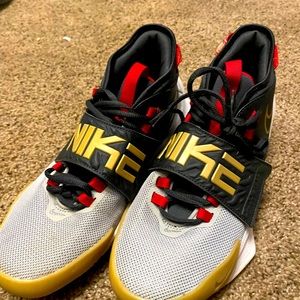 Nike youth future court 3